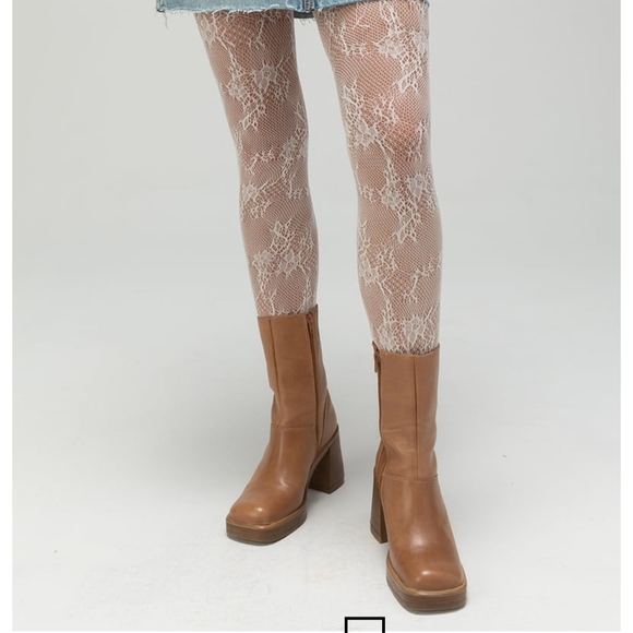 Floral Lace Patterned White Nylon Tights - Picture 2 of 7